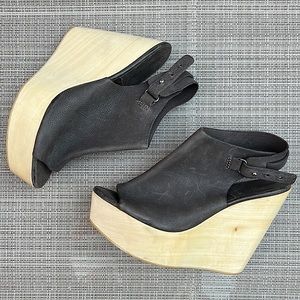 All Saints nubuck grey leather open-toe wooden wedges size 39 (US size 8)